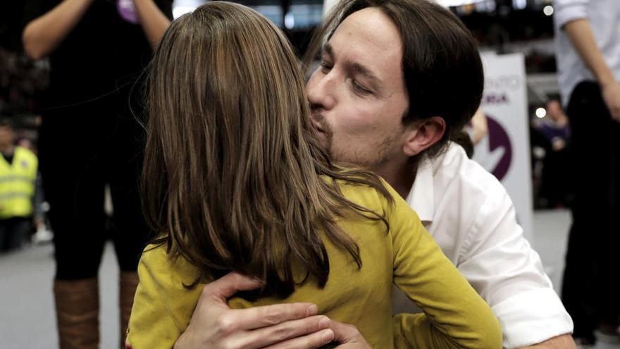 Pablo Iglesias y Nerea, 'la niña de Podemos'.
