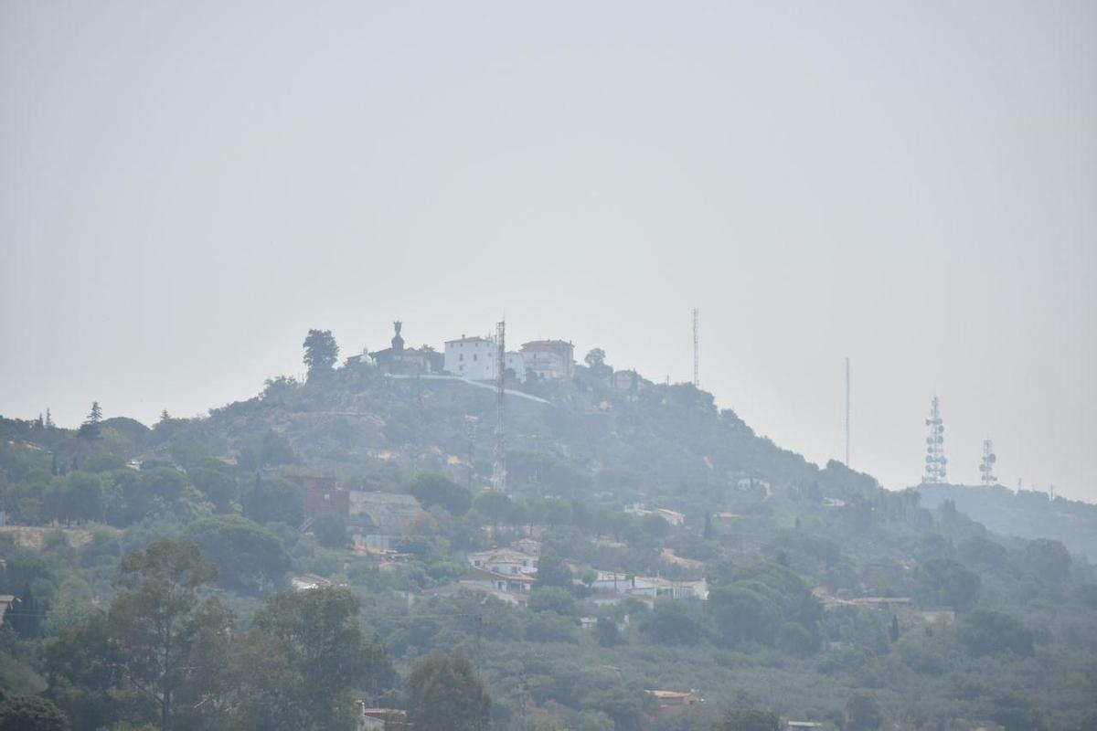 Galería | El humo de los incendios llega a Cáceres Galería | El humo de los incendios llega a Cáceres
