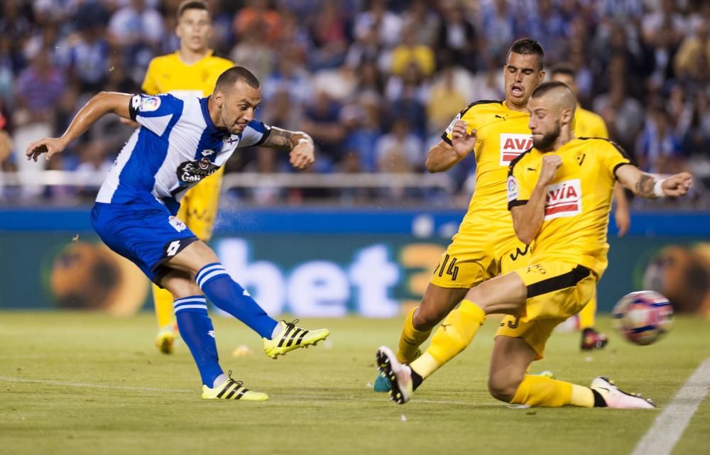 El Dépor sufre, pero gana al Eibar