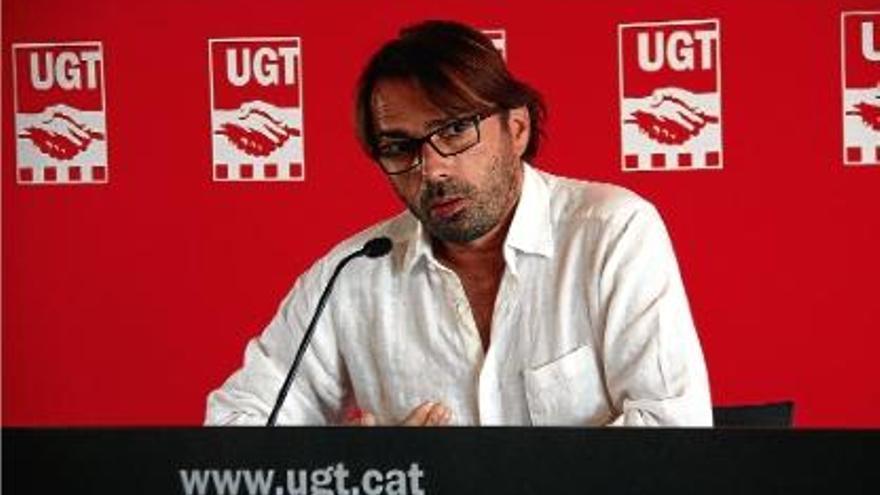 El secretari de política sindical de la UGT de Catalunya, Camil Ros, en roda de premsa.