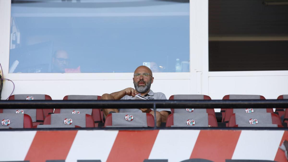 David Movilla siguió el Zamora CF- Salamanca UDS desde el palco