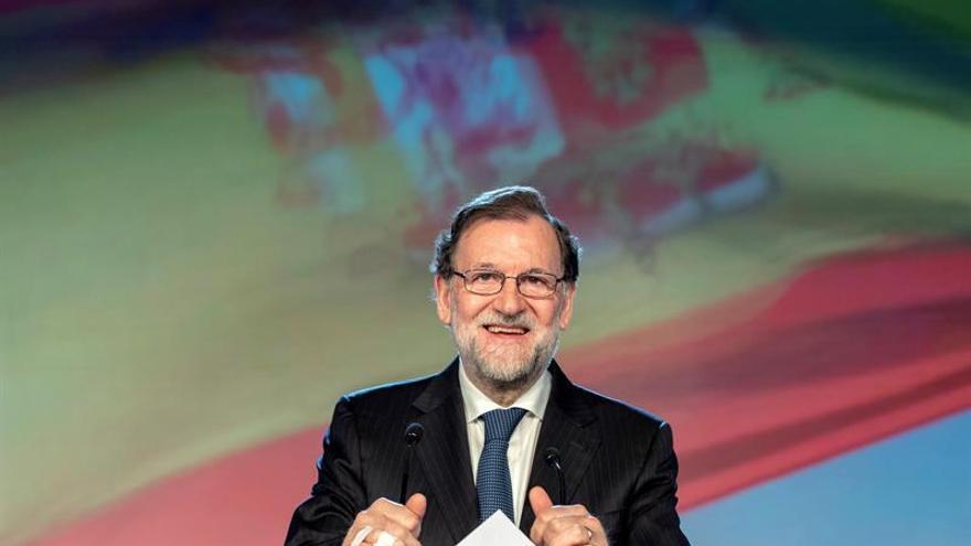 Rajoy pide a su partido confianza frente a la crisis catalana