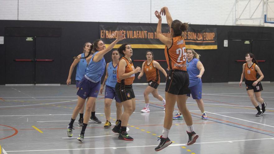 El Prisco l’Escala guanya els dos duels comarcals de bàsquet