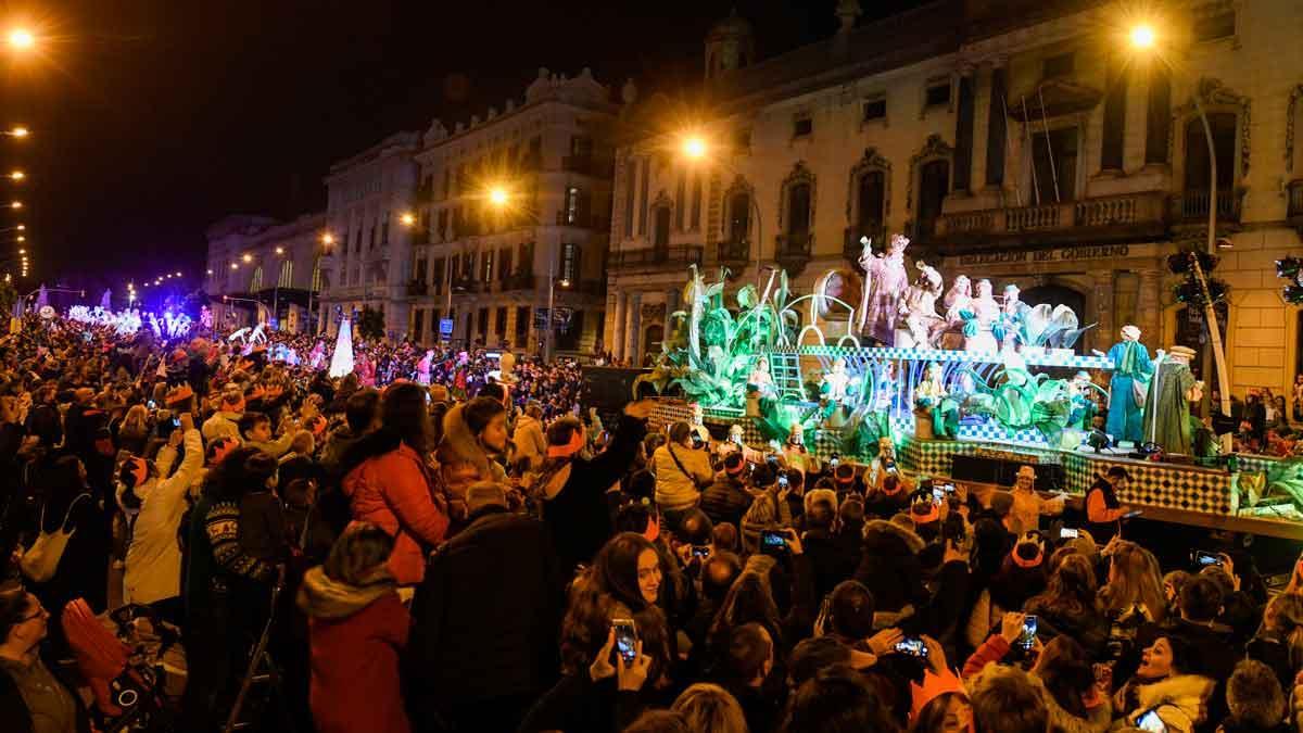 Las cabalgatas de Reyes reparten ilusión por toda España