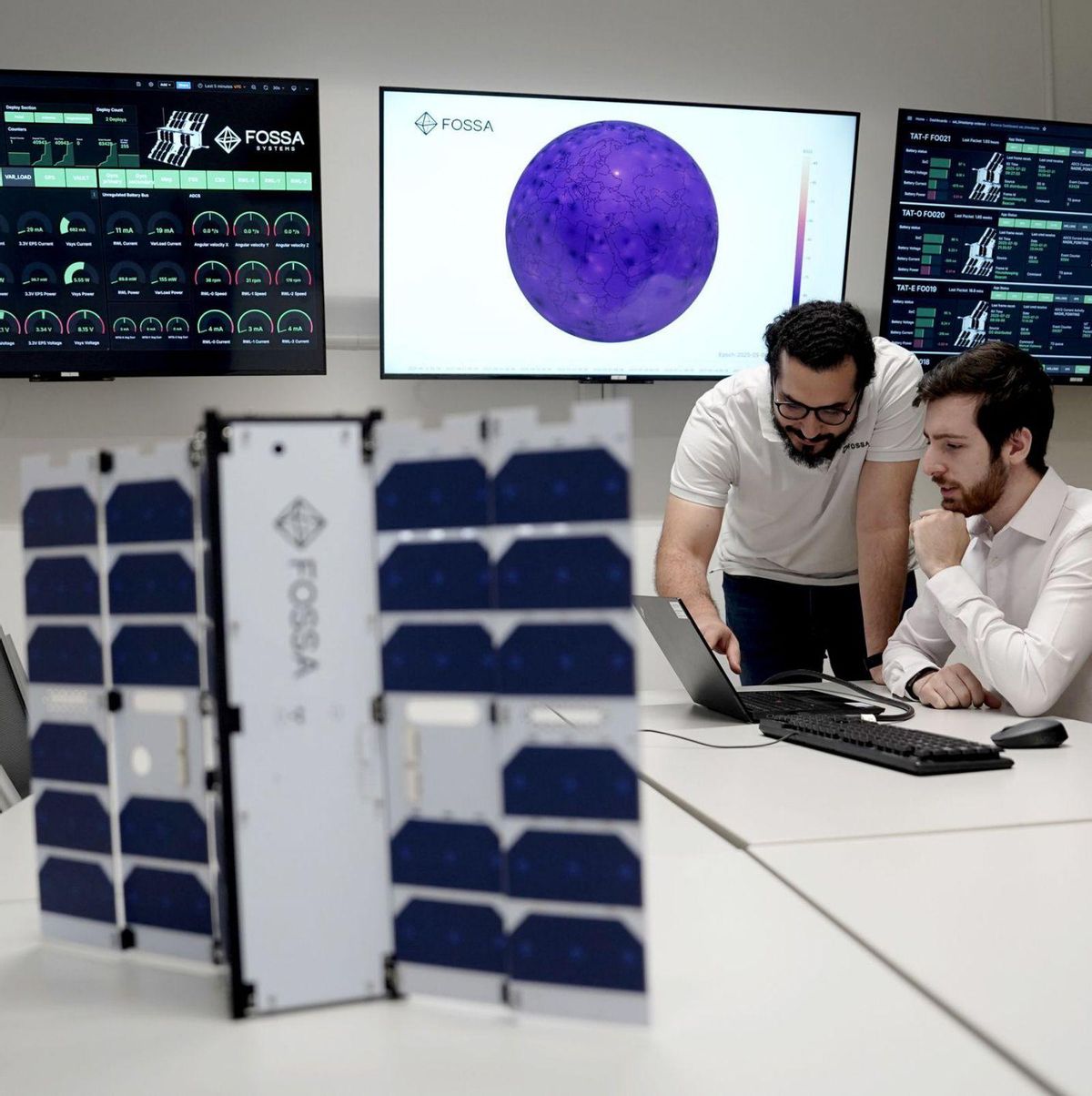 Nanosatèl·lits creats a la Gran Vía madrilenya