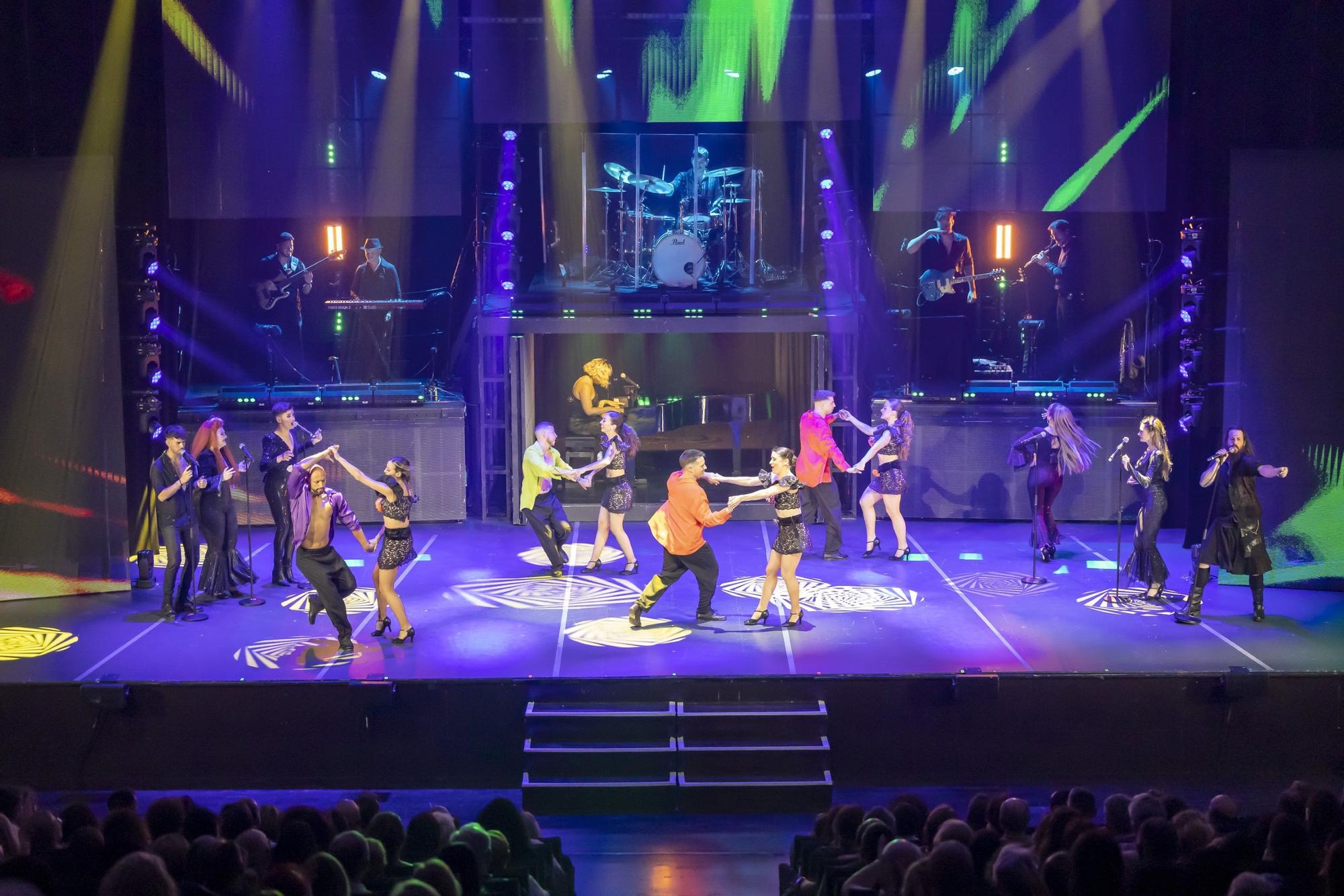 "Cruz de Navajas, el último Mecano" en el Teatro Municipal de Torrevieja