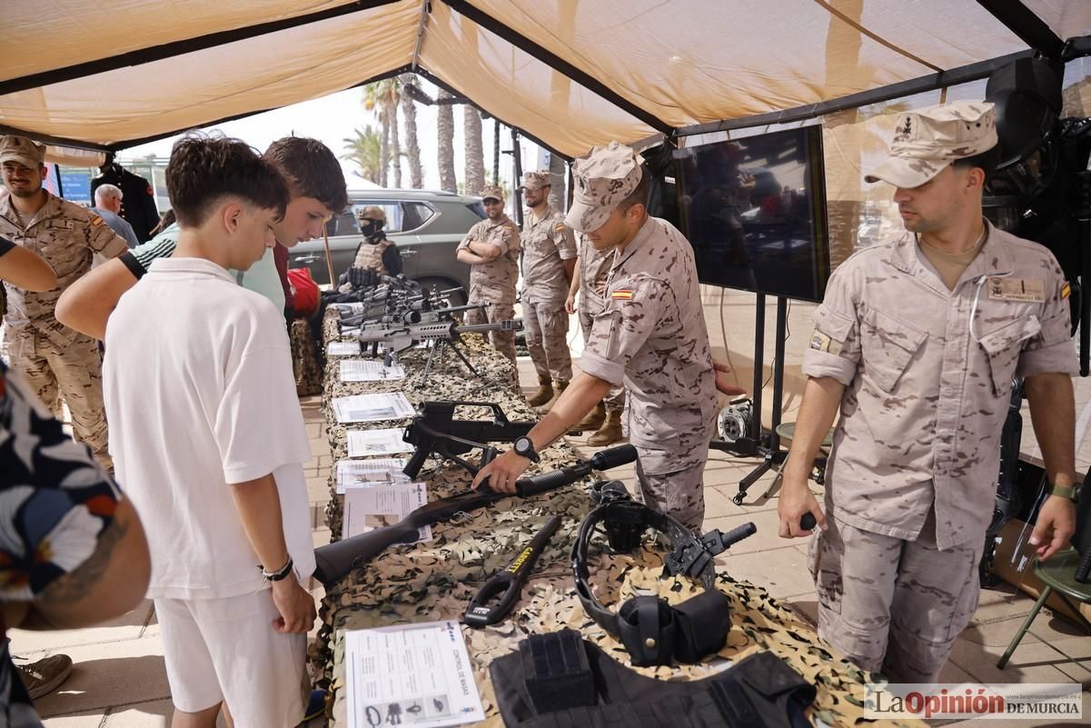 Las mejores imágenes del Día de las Fuerzas Armadas en Cartagena