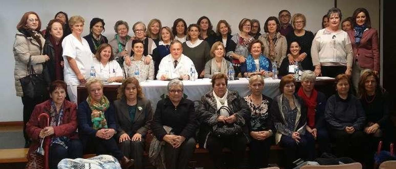 Fotografía de familia con los participantes en el foro. // Rafa Vázquez