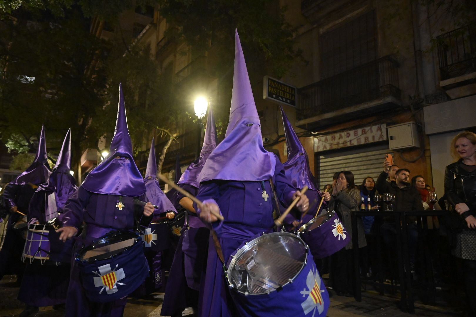 Viernes Santo en Castelló: procesión y Cristo yacente