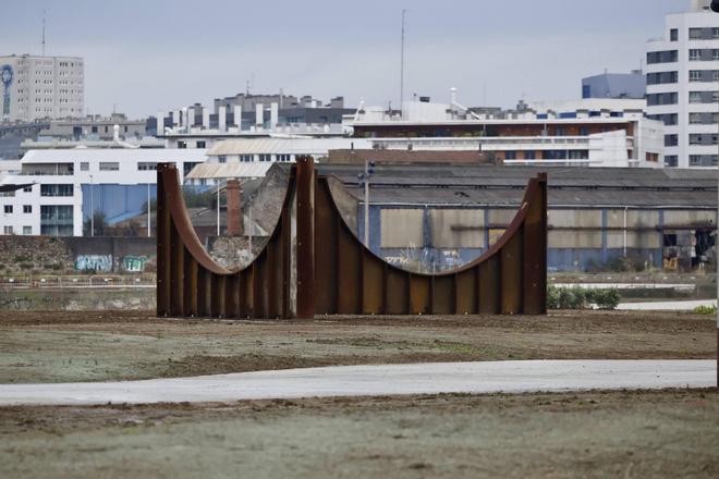 El avance de los trabajos para recuperar Naval Gijón, en imágenes