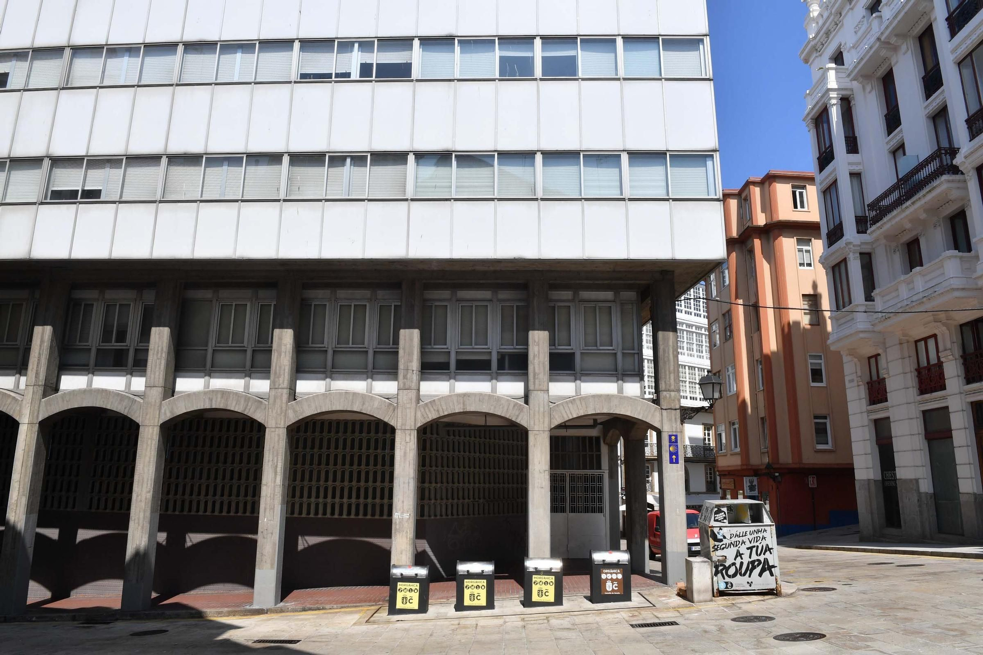Las Inmaculadas venden su edificio de Puerta Real al empresario José Souto