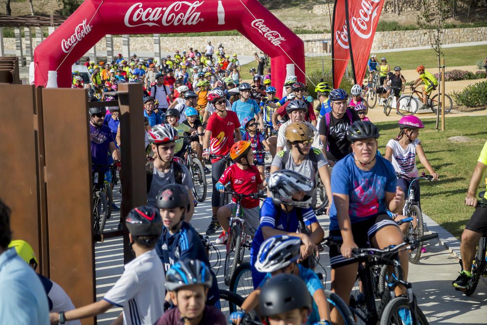 El municipio celebró este domingo el Día de la Bicicleta desde el parque de Foietes