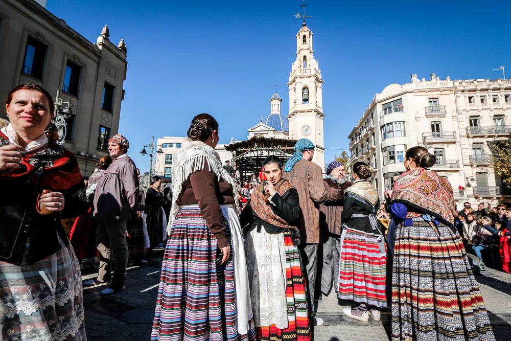 «Les Pastoretes» adoran al Niño en Alcoy