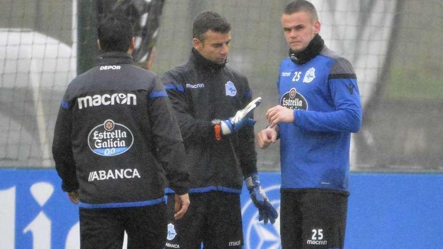 Koval se retira del entrenamiento por un problema en una mano