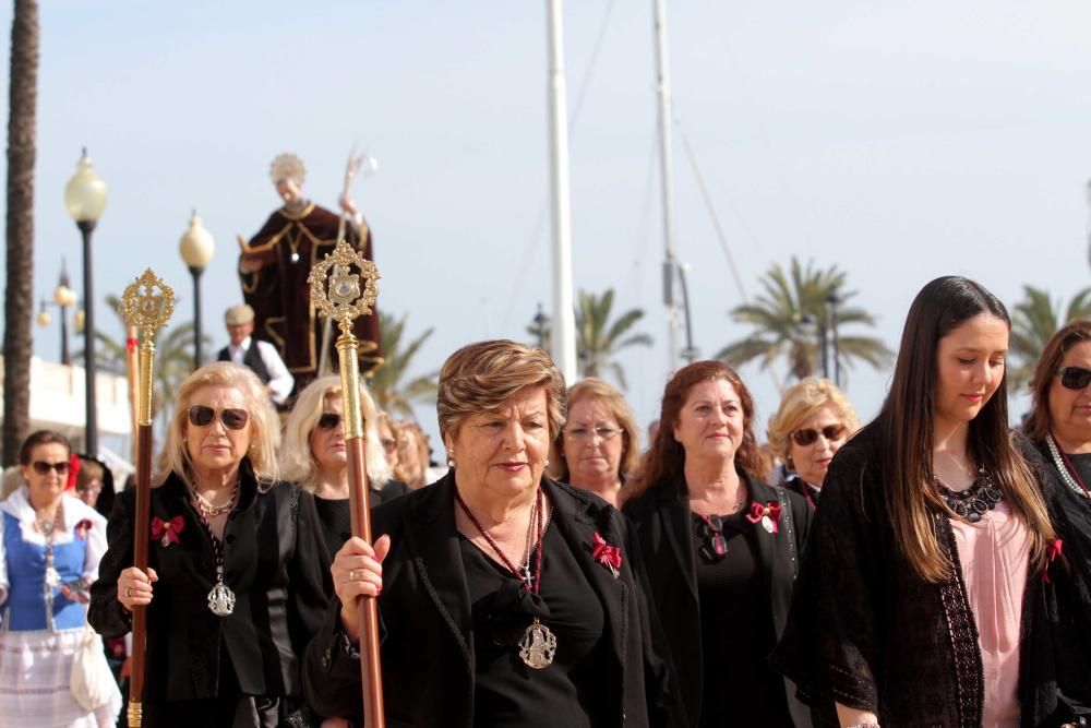 Desembarco de la nueva imagen de San Ginés de la Jara en Cartagena