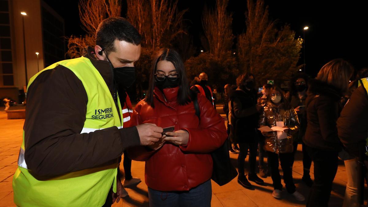 FOTOGALERÍA | Aitana llena el Príncipe Felipe en el primer evento con pasaporte covid