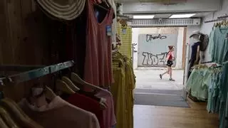 El comercio local de la Región se lanza a conquistar a los jóvenes antes de las rebajas de julio