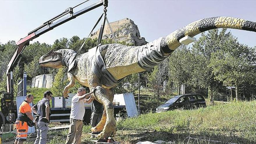 El Allosaurus 'resucita' en Morella El Allosaurus 'resucita' en Morella