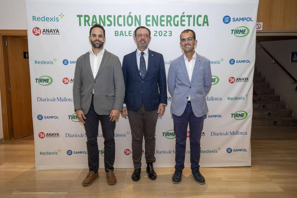 El Govern estuvo representado por el conseller, el director general de energía y el gerente del IBE en el Foro de Transición Energética.