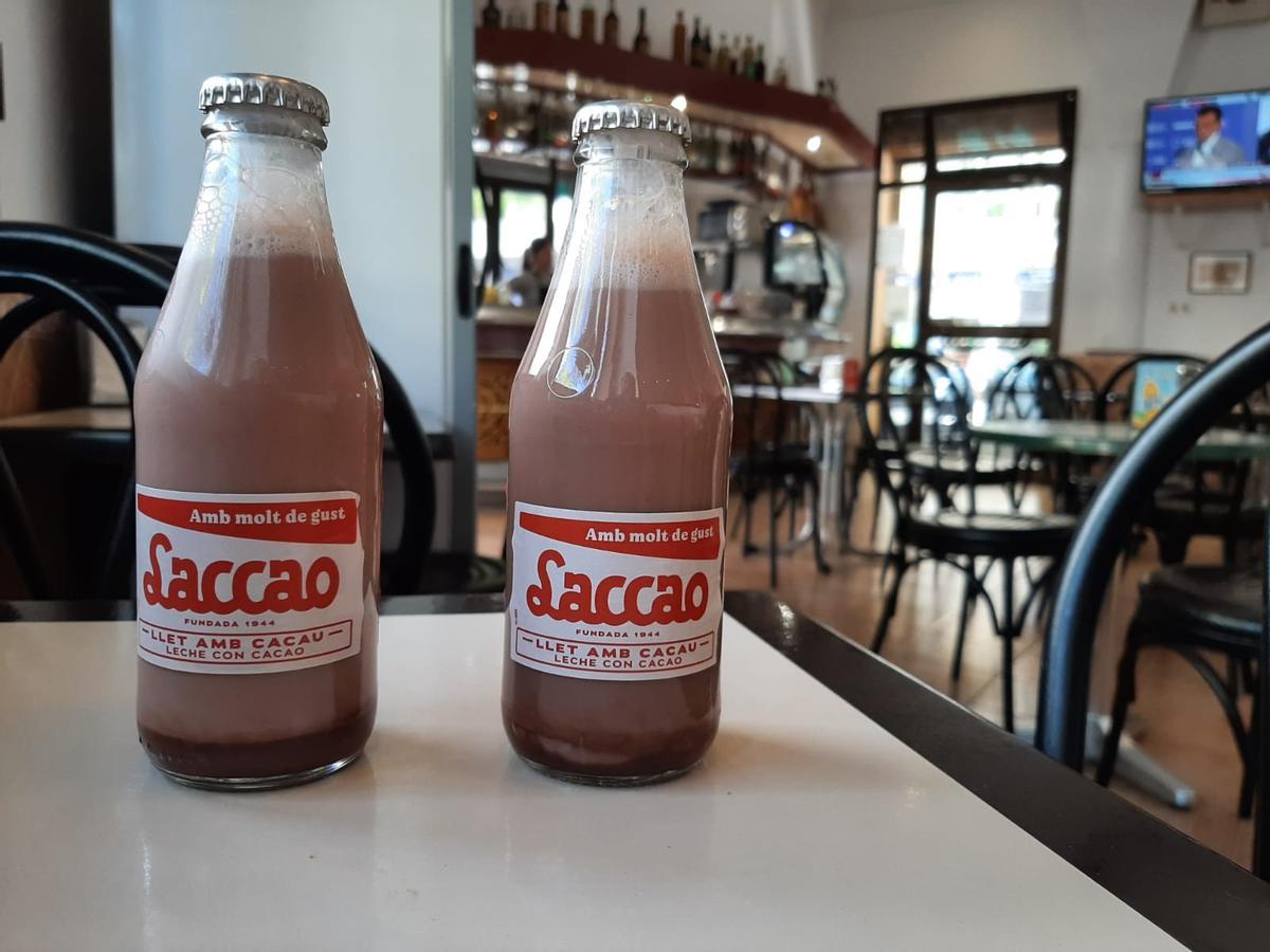 Imagen de archivo de botellas de Laccao