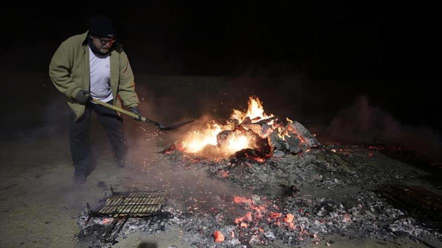 Garrapinillos le planta cara a la noche de San Antón