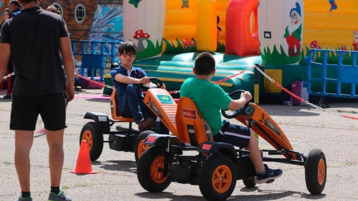 Juegos infantiles en ediciones pasadas.