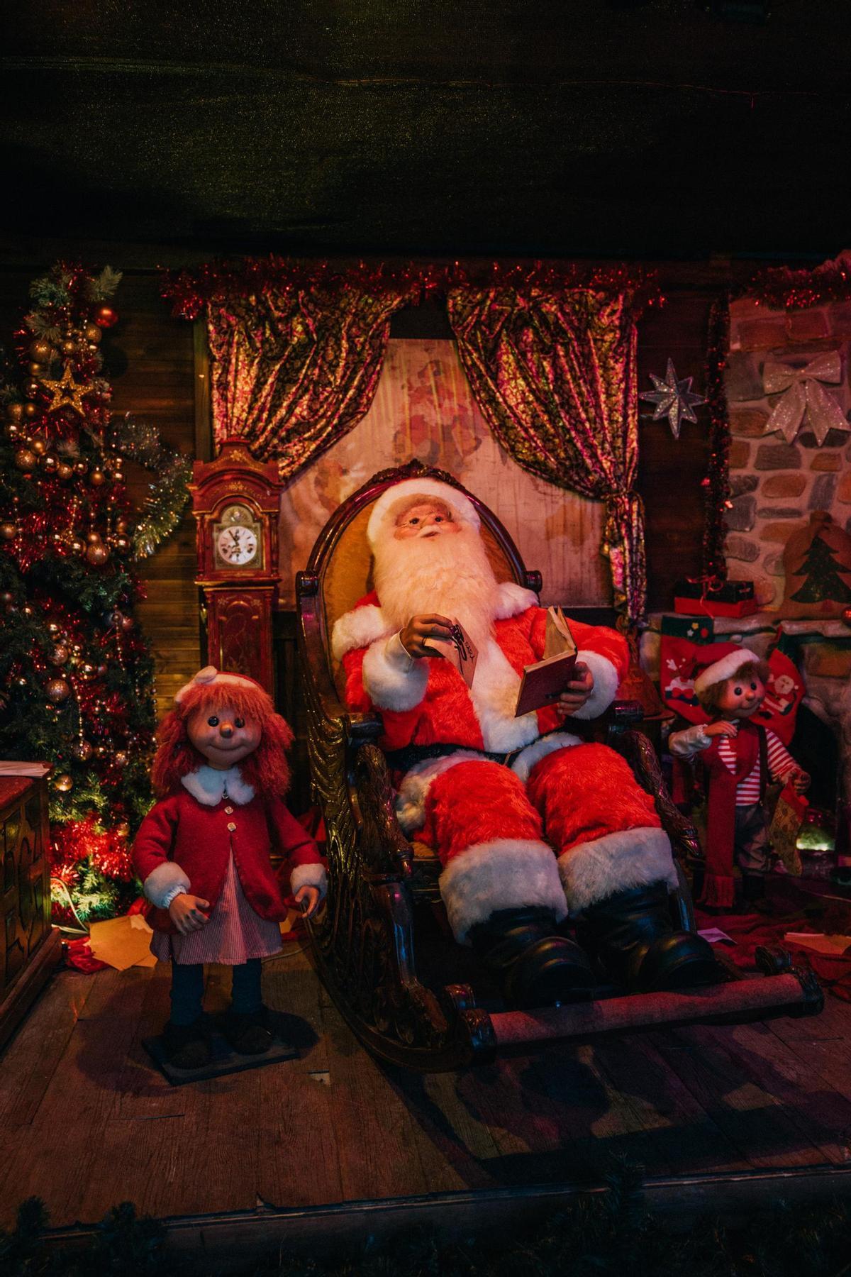 Papá Noel en el mercadillo navideño de Leganés.