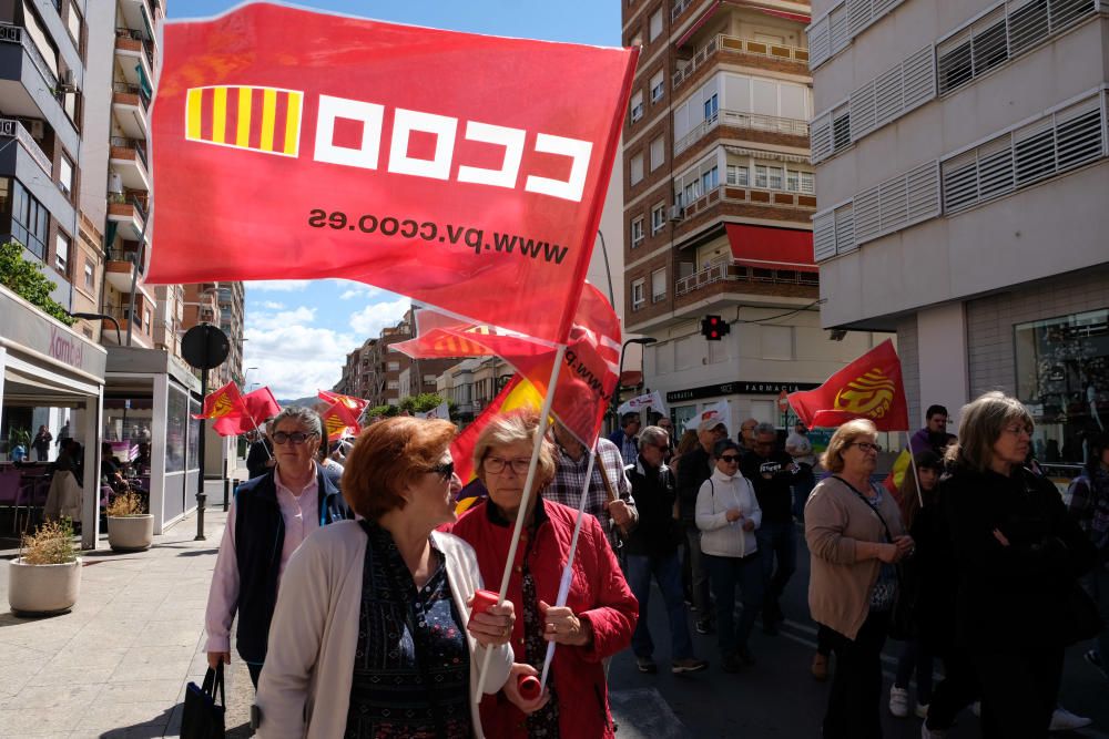 La manifestación del Primero de Mayo saca a la calle a 3.000 personas en Elche