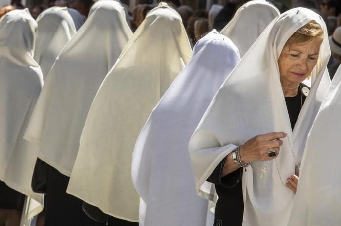 19.04.19. Las Palmas de Gran Canaria. SEMANA SANTA. Procesión de Las Mantillas en Vegueta.  Foto Quique Curbelo  | 19/04/2019 | Fotógrafo: Quique Curbelo