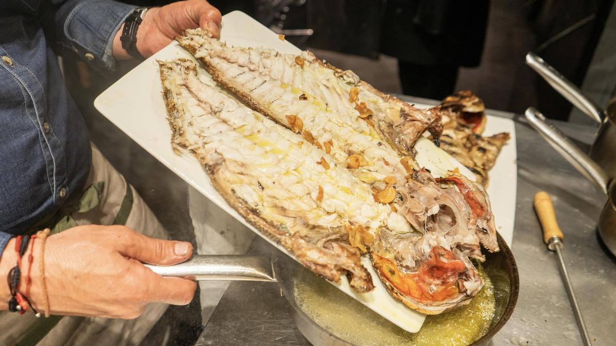 En Sagardi el pescado a la parrilla es santo y seña de la casa.