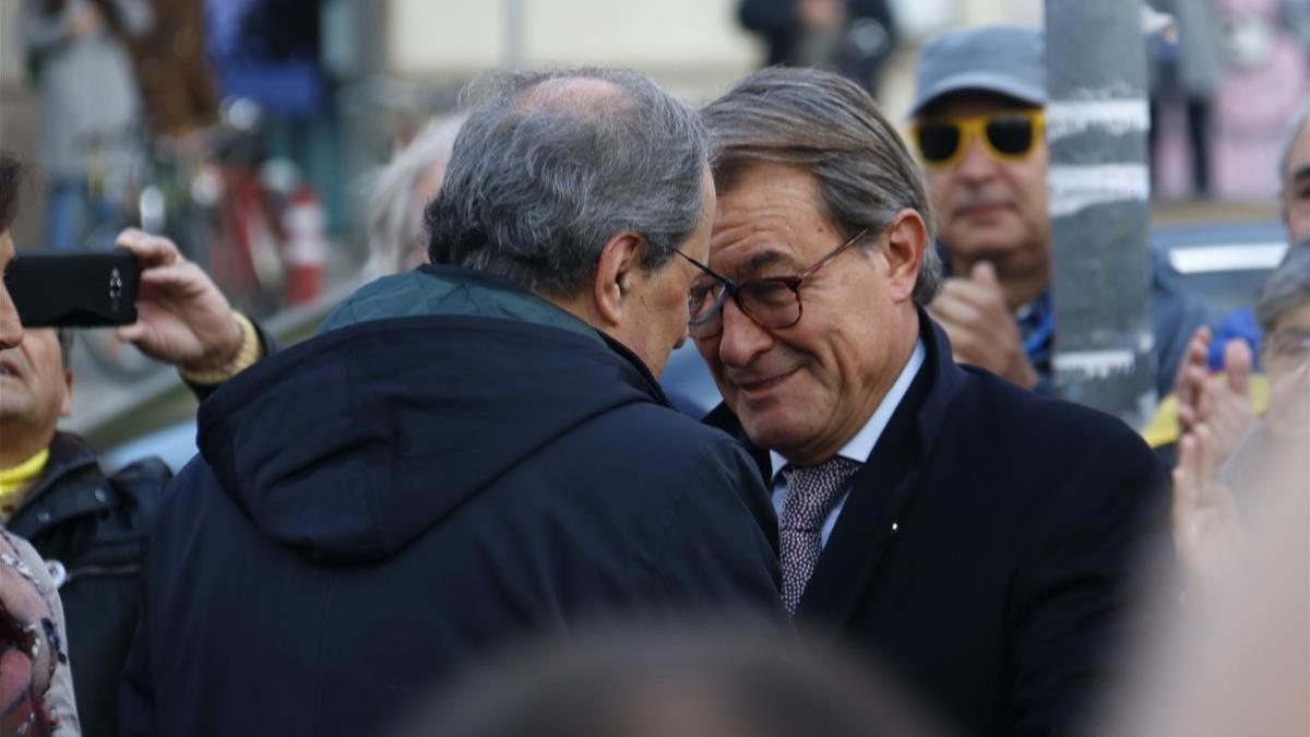 El jefe del Govern, Quim Torra, y el 'expresident' Artur Mas, el pasado noviembre, en Barcelona.