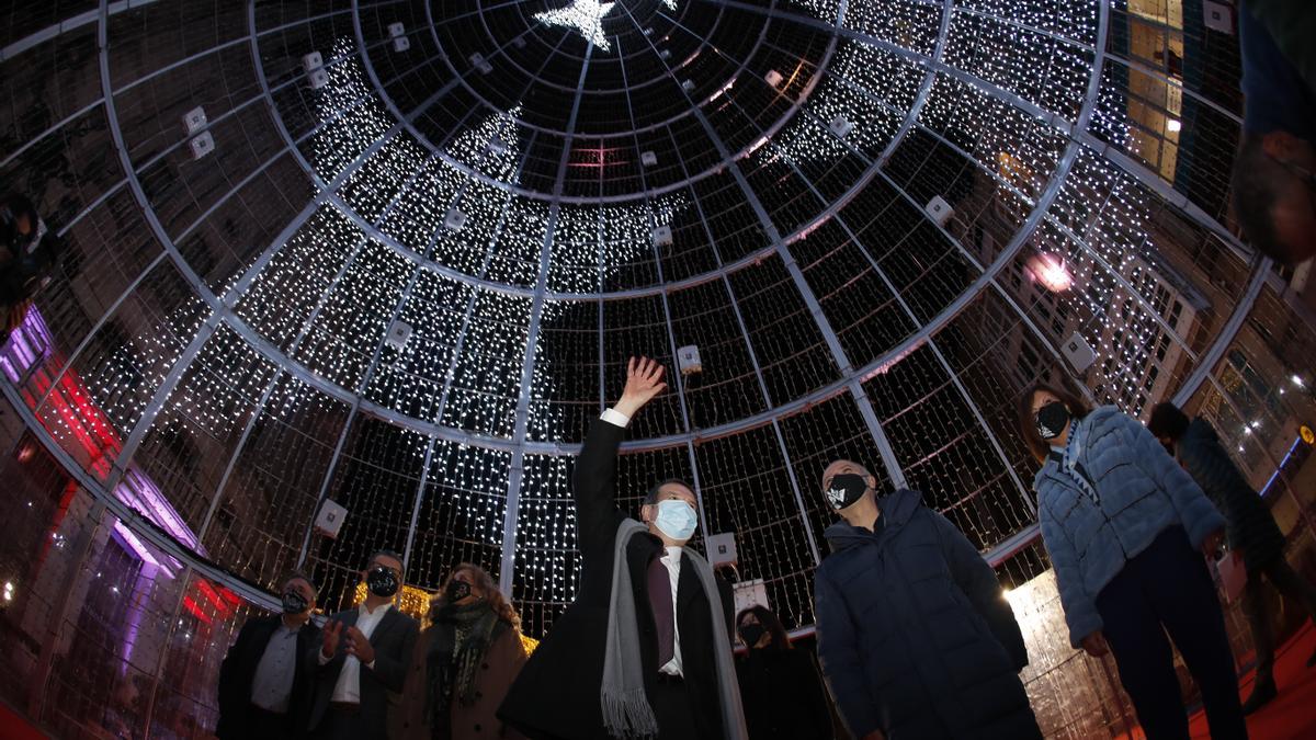 Navidad 2020 en Vigo: Abel Caballero enciende las luces de las fiestas