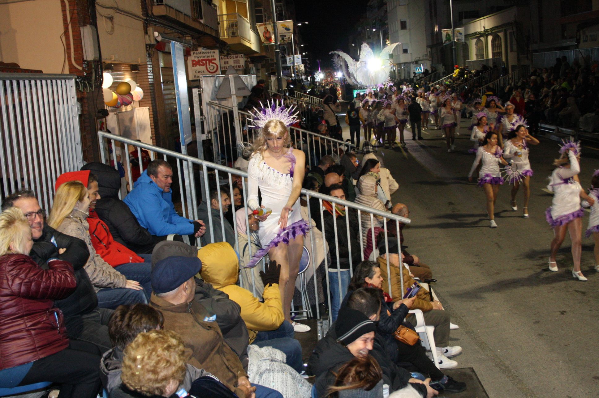 Macrogalería de fotos del primer gran desfile del Carnaval de Vinaròs