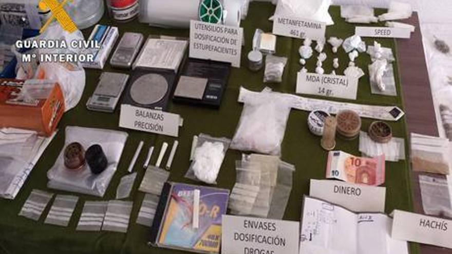 Siete detenidos por vender droga cerca de un colegio