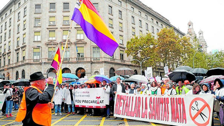 Barcelona centra les protestes dels facultatius