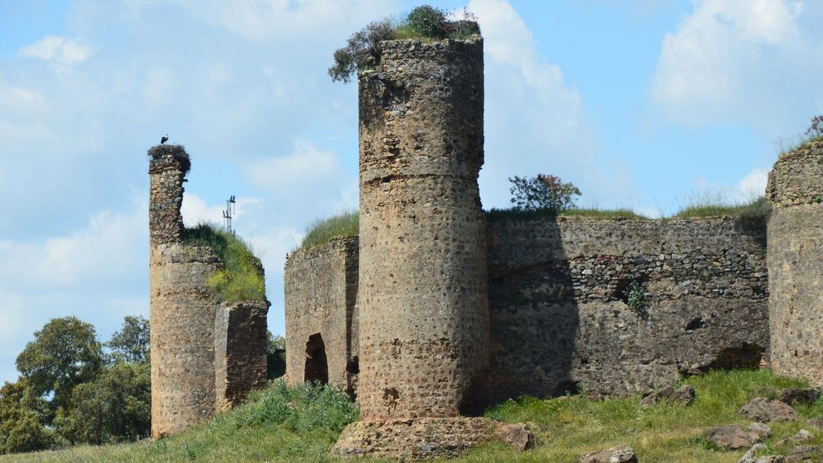 El castillo de las Torres, en la localidad pacense de Monesterio.