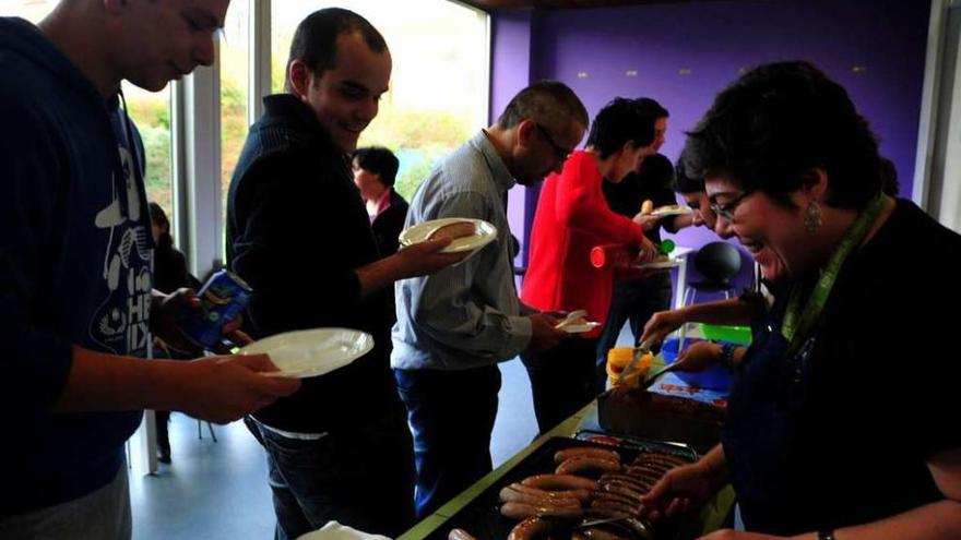 La Escola Oficial de Idiomas celebra su particular Oktoberfest vilagarciano