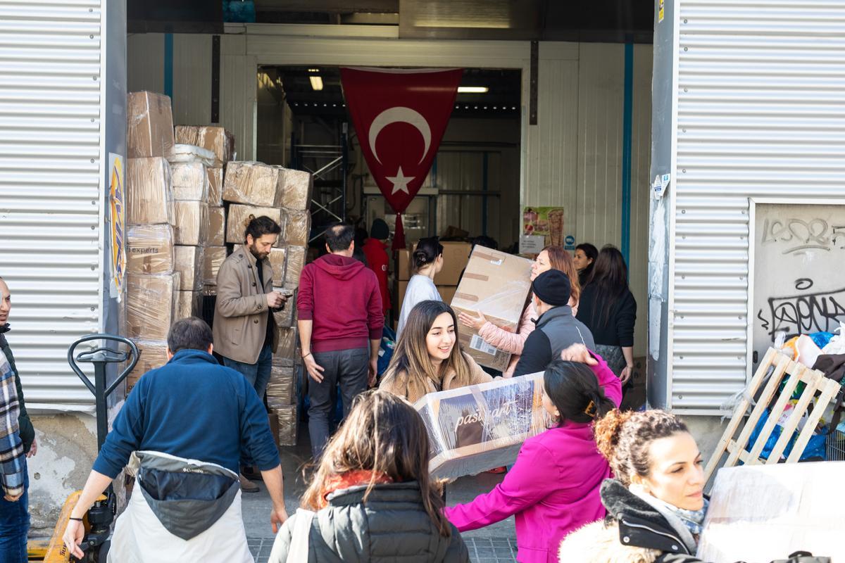 Voluntarios de Barcelona envían ayuda a las victimas terremoto de Turquía