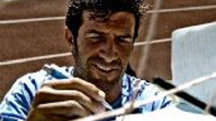 Figo, a un paso del Inter