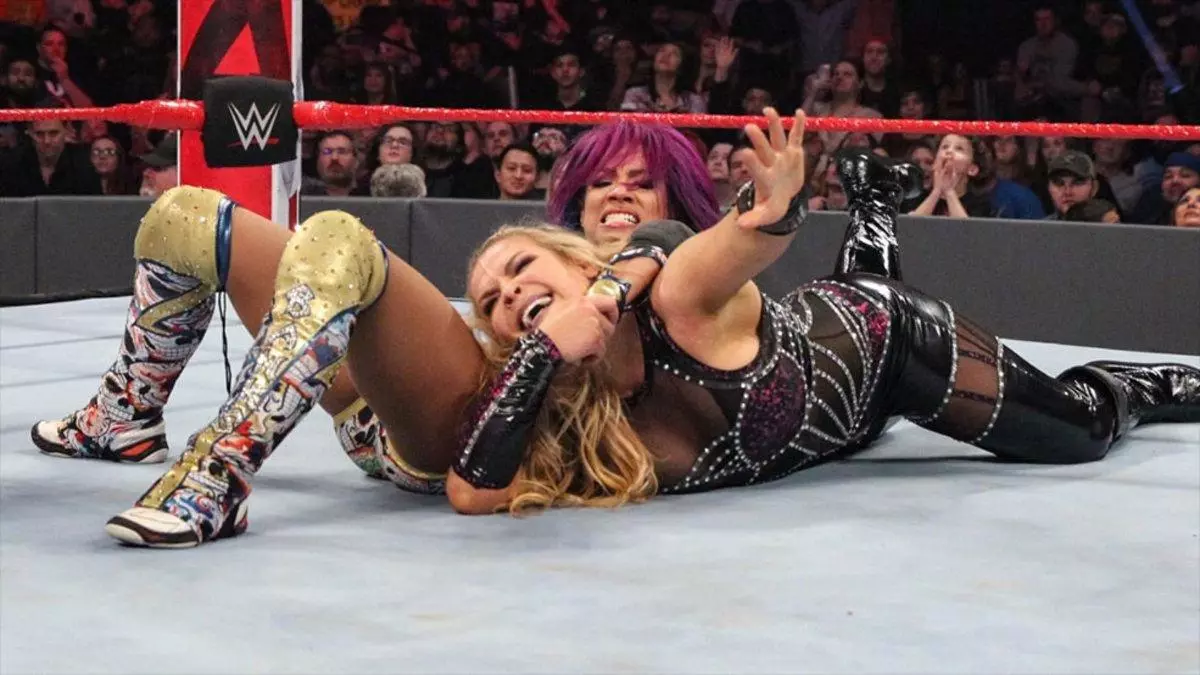 Ronda Rousey recibe su primera derrota en WWE