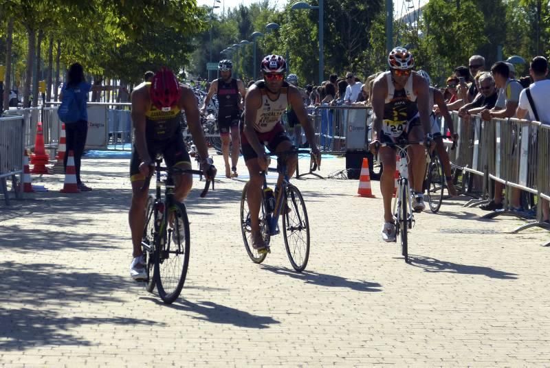 Fotogalería del II Triatlón de Zaragoza