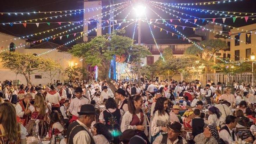 Imagen de archivo de las Fiestas de Mayo en Santa Cruz.