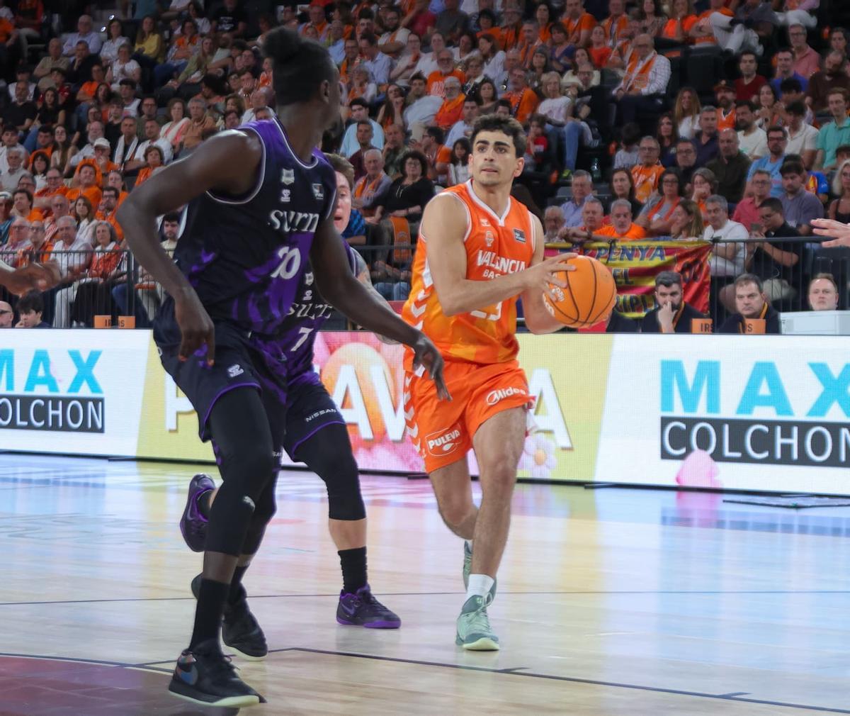 Álvaro Cárdenas en su debut con el equipo