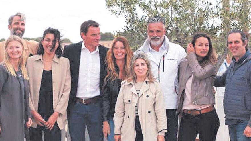 Line Hadsbjerg, José Escaño, Lucía Borges, Ali Vahlhaus , Pilar Gómez, Laura Calvo, Miguel Ángel Álvarez Alperi, Elena Jaume y Toni Gutmeyer.