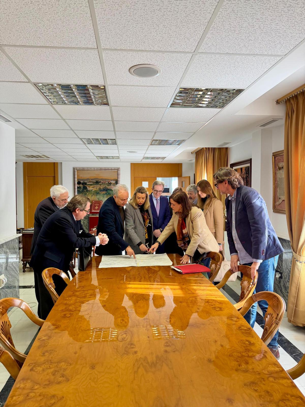 El Consell Jurídic Consultiu de la Comunitat celebra una sesión plenaria en el Ayuntamiento de Utiel.