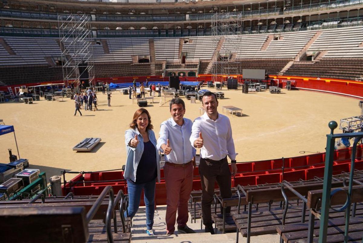 María José Catalá, Carlos Mazón y Vicent Mompó, en la plaza de toros.