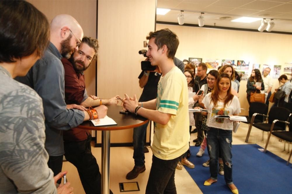 Firma de libros de Vetusta Morla en Murcia