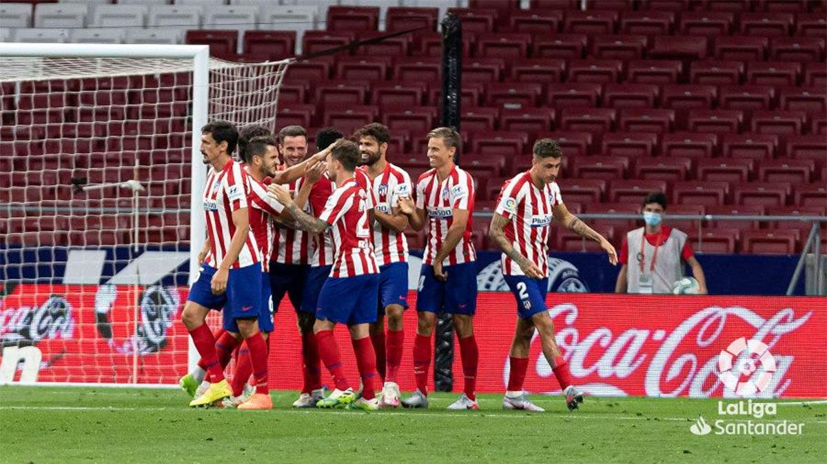 El Atlético de Madrid se afianza en la tercera plaza tras ganar al Alavés