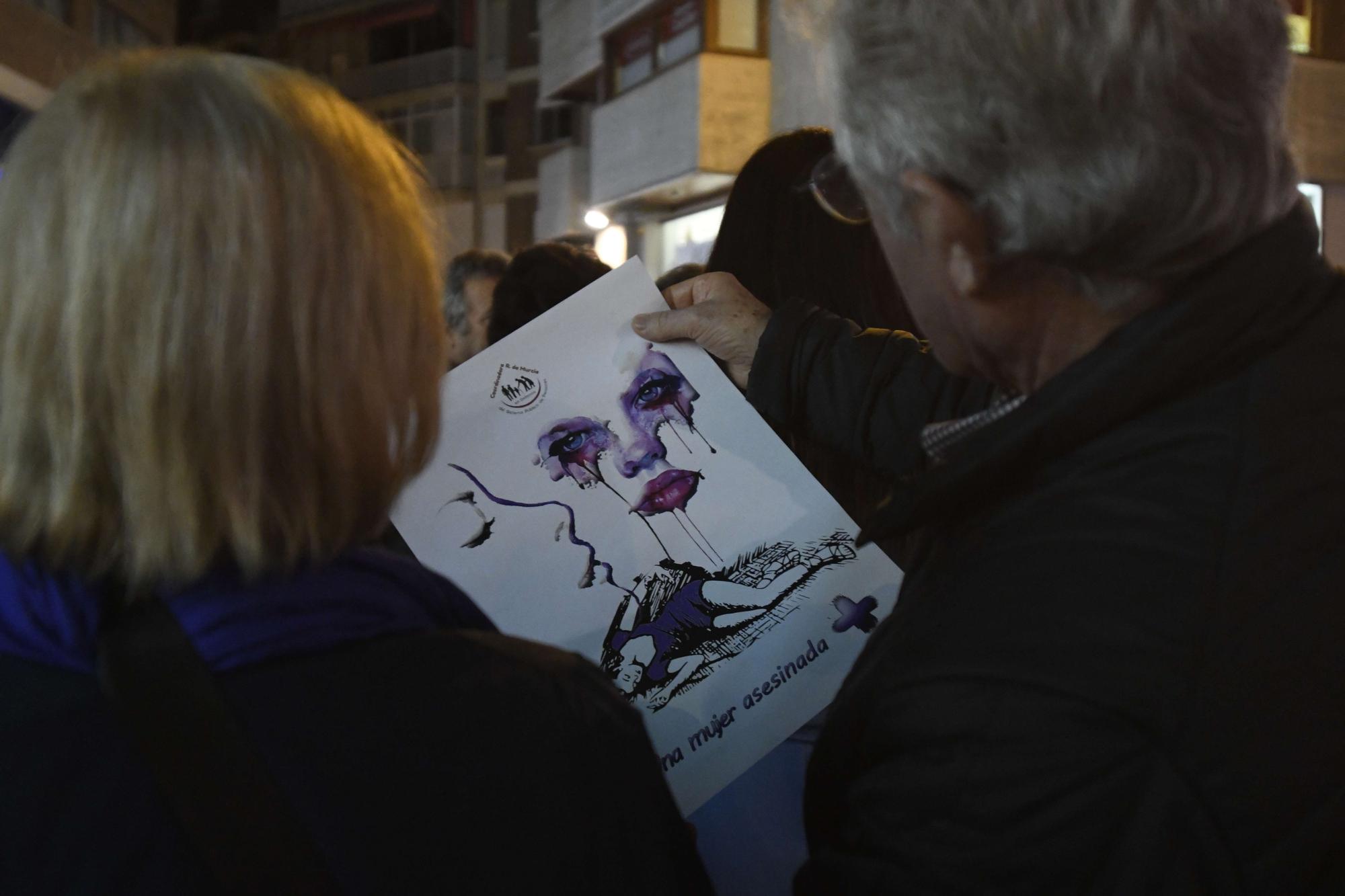 Las imágenes de la manifestación contra la violencia machista en Murcia