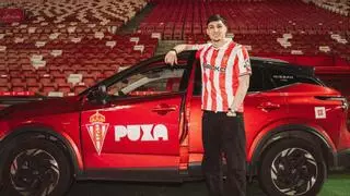 El Sporting oficializa el fichaje de Ferrari con "regalo" de Caicedo y... ¡coche nuevo en El Molinón!